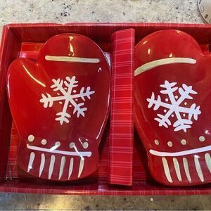 Set of two hallmark christmas red  serving dishes, see description‎